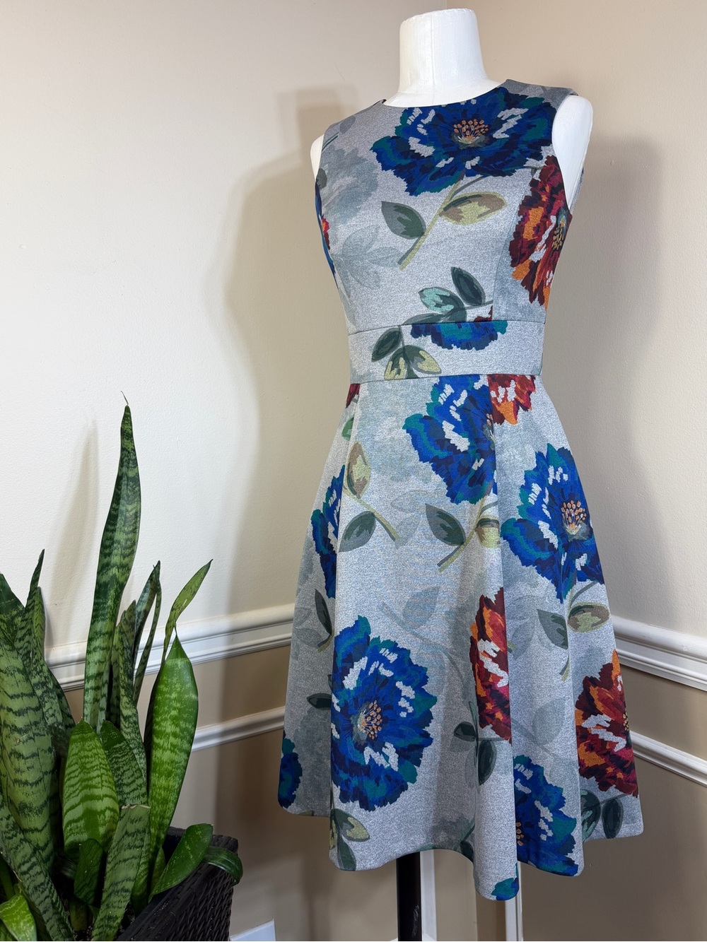 Calvin Klein Dress Fit & Flare Floral Knit Mini/Midi Sleeveless Blue Gray XS